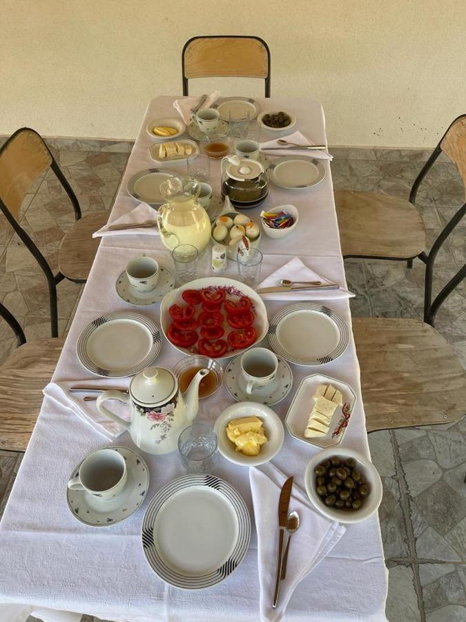 Guesthouse Tropoje E Vjeter ภายนอก รูปภาพ